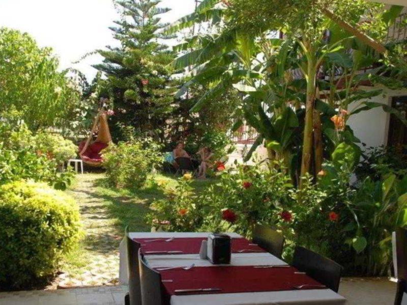 Side Elis Hotel 外观 照片